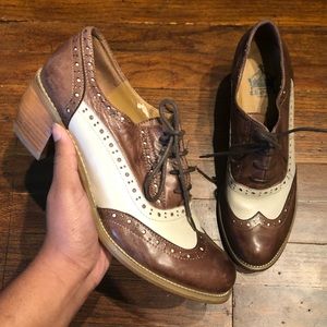 Crown Vintage Heeled Oxfords